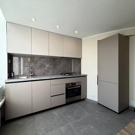 18 Deribasivska Street Jacuzzi Apartment Odesa Exterior photo