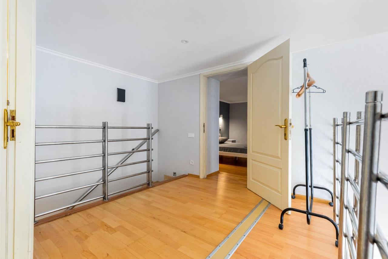 18 Deribasivska Street Jacuzzi Apartment Odesa Exterior photo